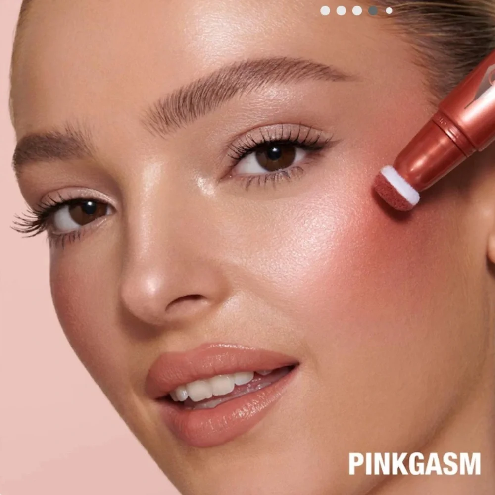 CHARLOTTE TILBURY Beauty Highlighter Wand-Pinkgasm